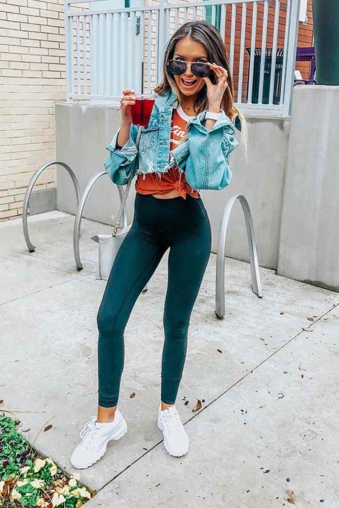 Crop Denim Jacket With Black Leggings Outfit #cropjacket #tshirt