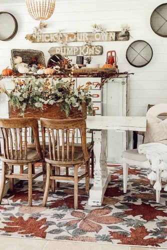 Vintage Wood Dinner Table And Chairs #rustictable #retrochairs