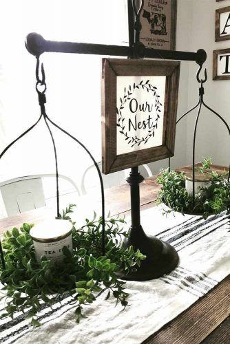 Little Scales Table Décor Idea #tabledecor