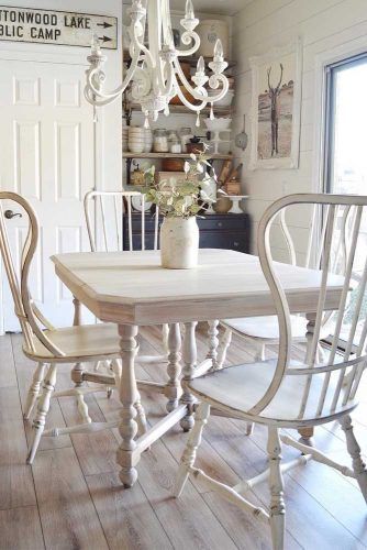 Small Dinner Table In Classic Style #classicsmalltable