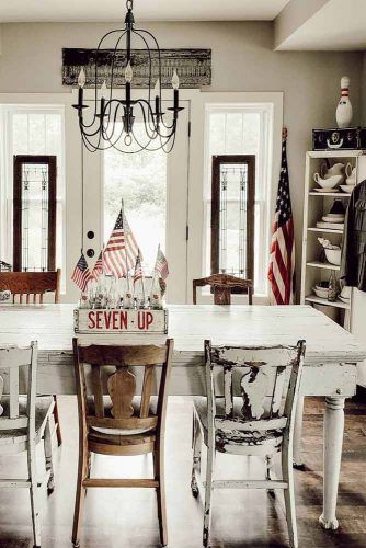 Vintage Table And Chairs Designs #vintagefurniture