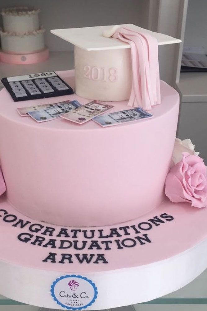 Pink Graduation Cake Design #moneycakedecor