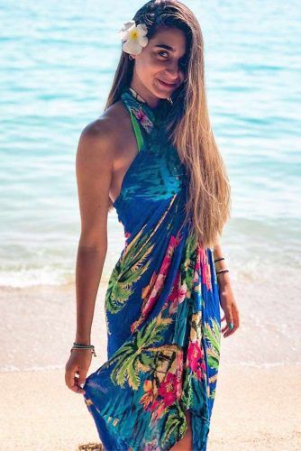 Classic Halter Style #printsarong #sarongdress