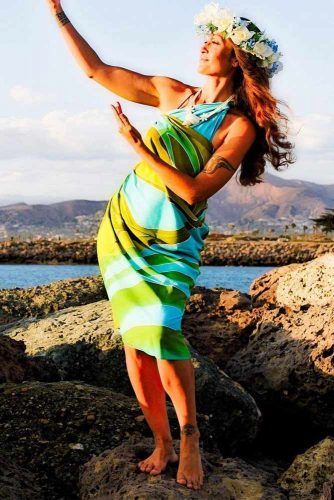 Wear As A Wrap Dress #shoulderwrapsarong