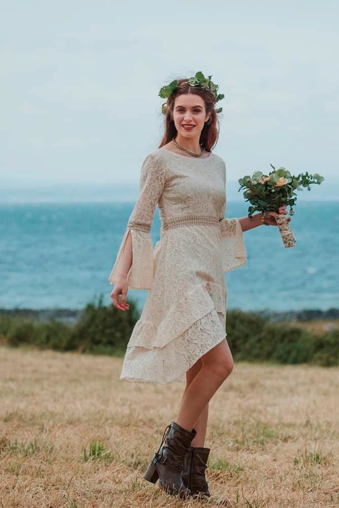 Asymmetrical Boho Wedding Dress With Long Sleeves #bohodress #bohemiandress