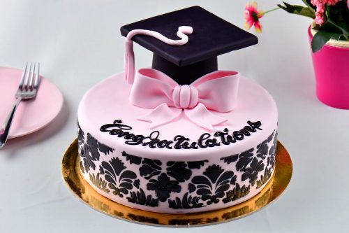 Unforgettable And Awesome Looking Graduation Cakes