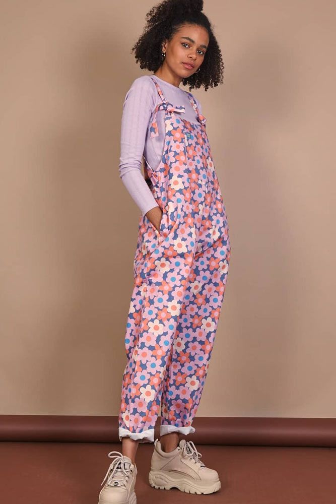 Floral Overalls With High Platform Sneakers #floraloveralls #highsneakers