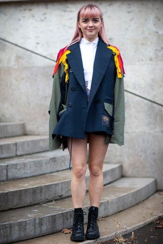 Maisie Williams At Paris Fashion Week #maisiewilliams