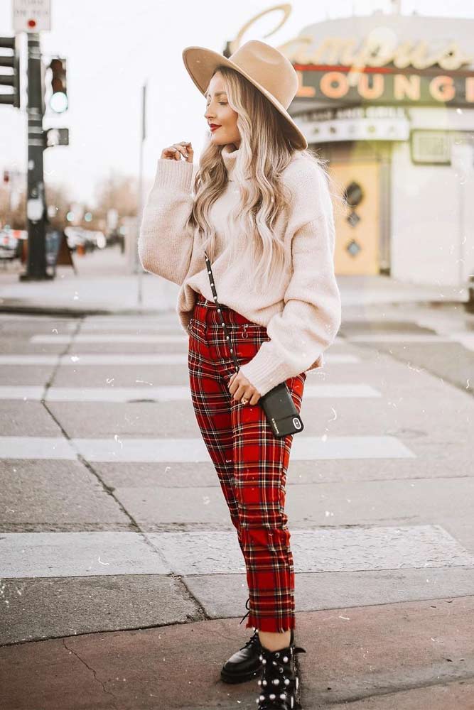 Plaid pants deals womens outfit