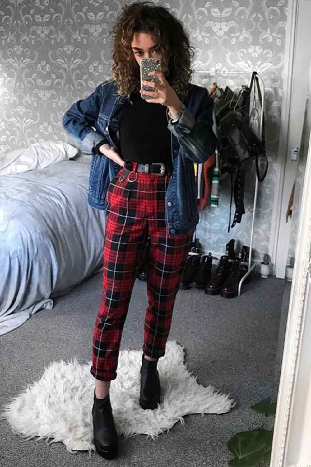 plaid pants black