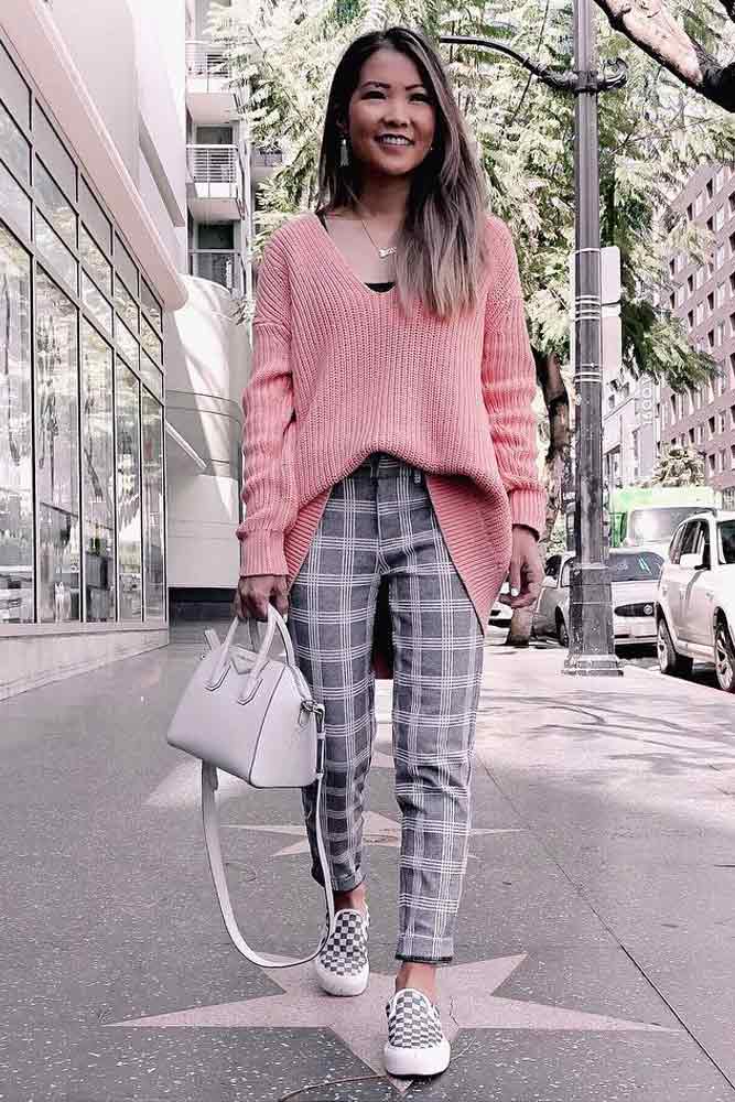 Gray Plaid Pants With Pink Oversized Sweater #pinksweater #graypants