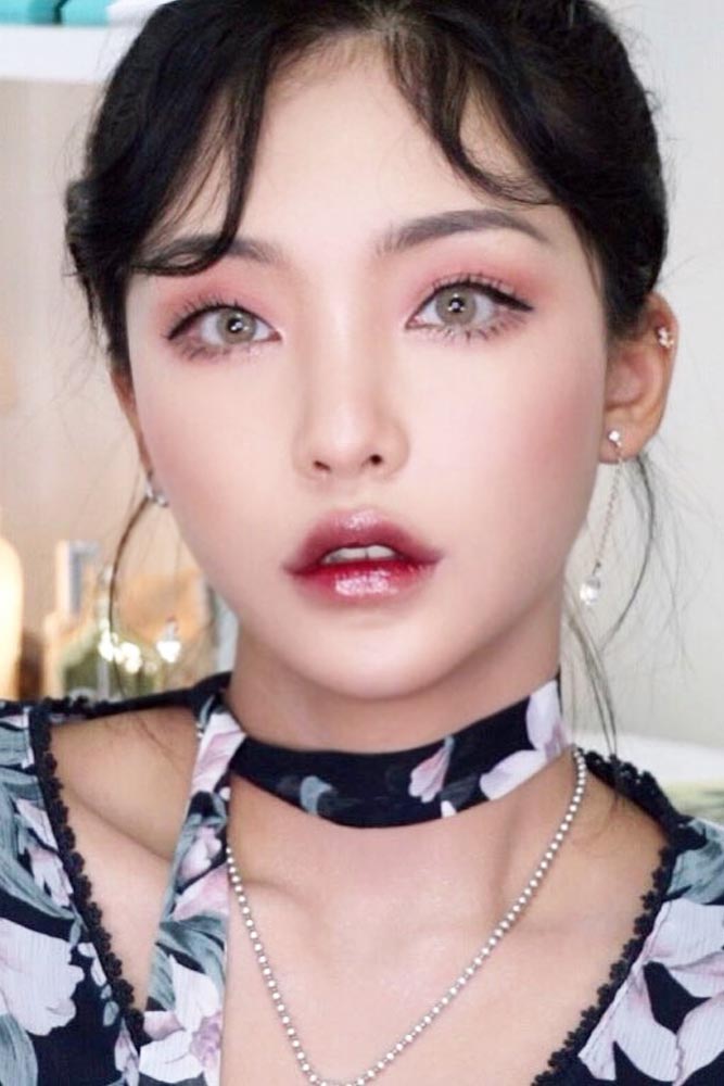 How To Pull Off The Ulzzang Trend Makeup Hairstyle And Outfit 0972