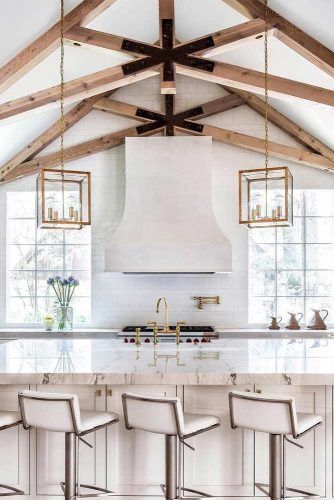 White Classic Kitchen Design With Vaulted Ceiling And Rustic Beams #whitekitchen