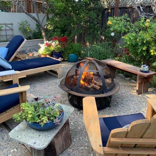 Fire Pit Area With Chaise Longue #backyardarea