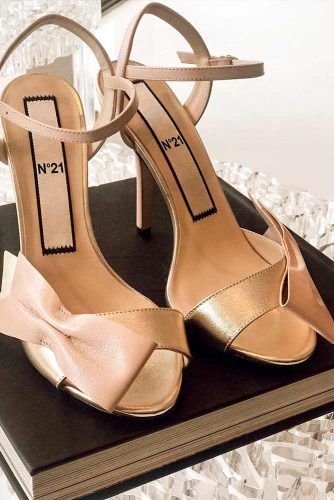 Gold And Cream Sandals With A Side Bow #opentoeheels