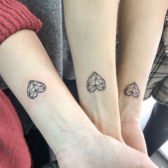 Easy Geometric Heart Tattoos For Special People #matchingtattoo #bestfriendtattoo #sistertattoo