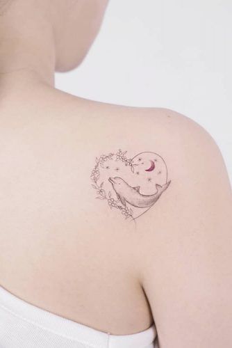 Cute Shoulder Heart Tattoo With Dolphin #dolphintattoo #shouldertattoo