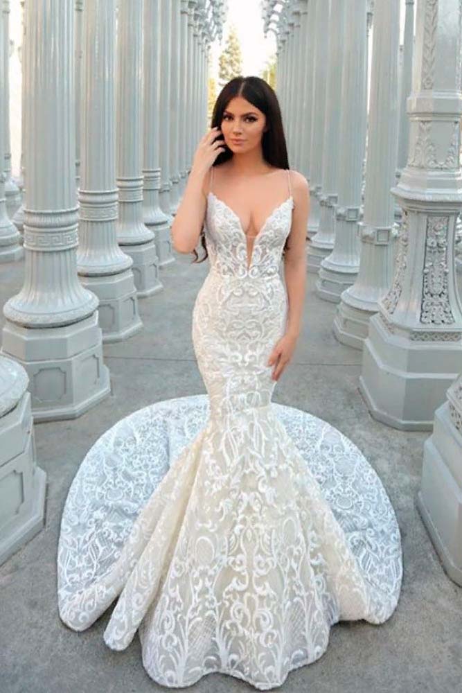 Deep Cleavage Wedding Dress #deepcleavage #weddingdress