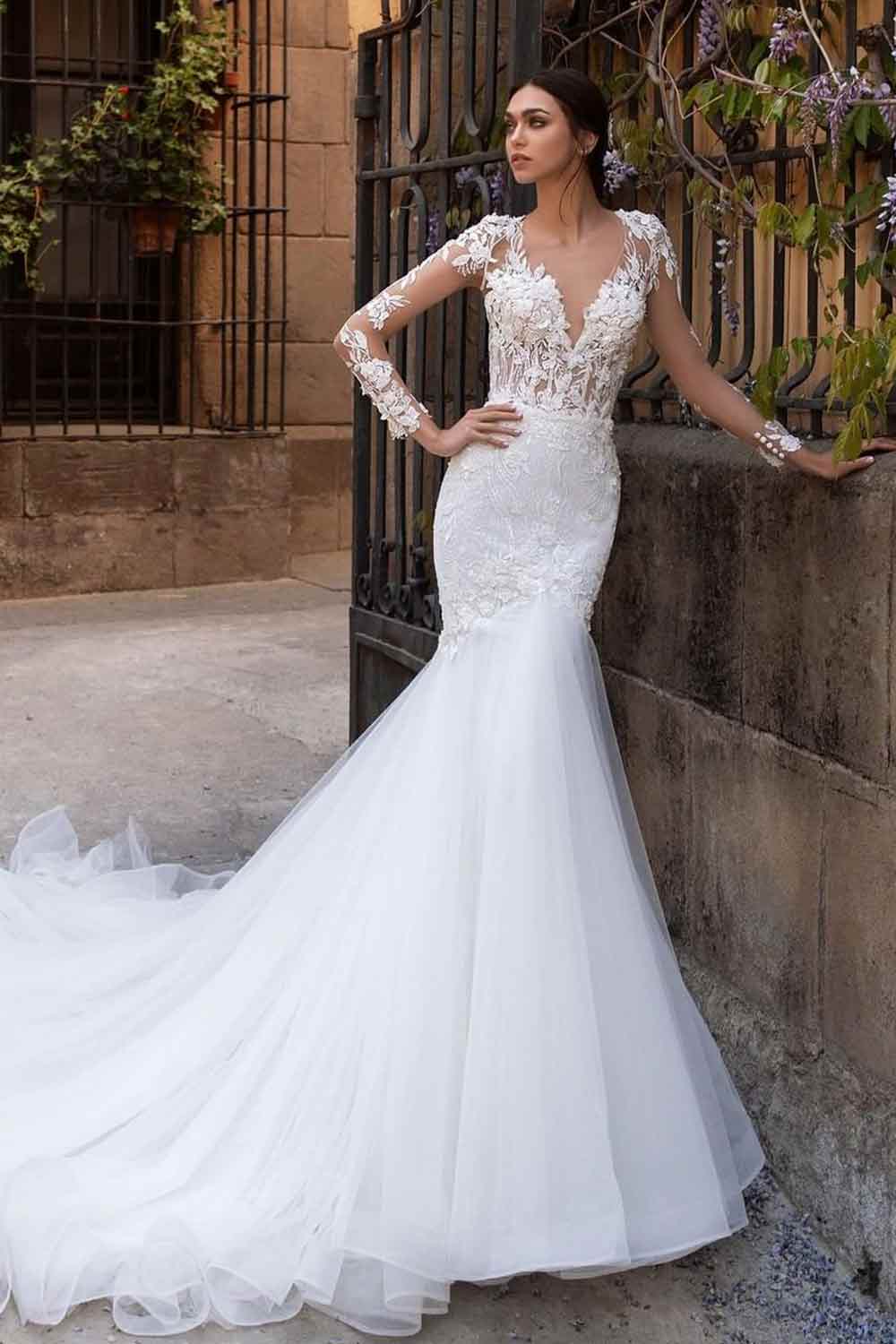 What Is A Mermaid wedding Dress? #wedding #weddingdress