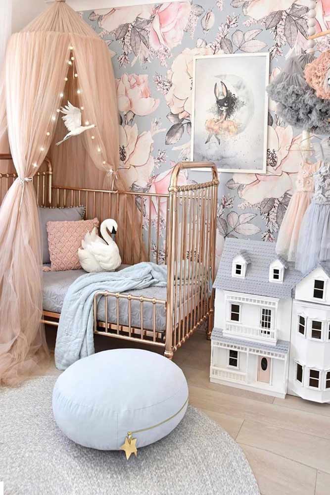 Modern Nursery Idea With Canopy And String Lights Accent #stringlights #canopy