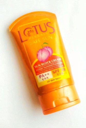 Lotus Herbals Safe Sun UV Screen Matte Gel #skinprotect #health