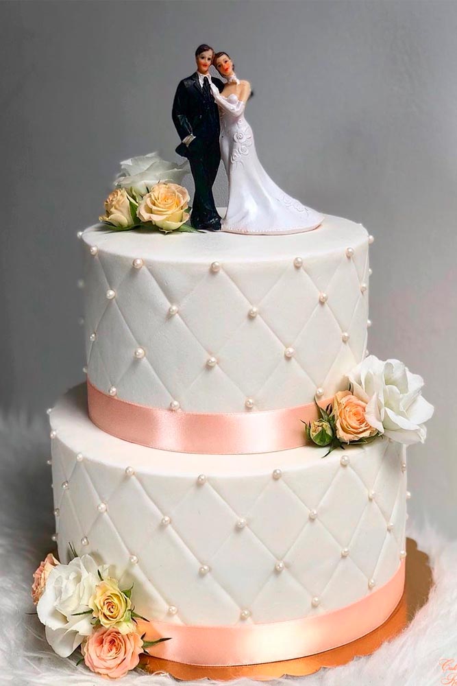 Classic Wedding Cake Topper #weddingcake #toppers #cake
