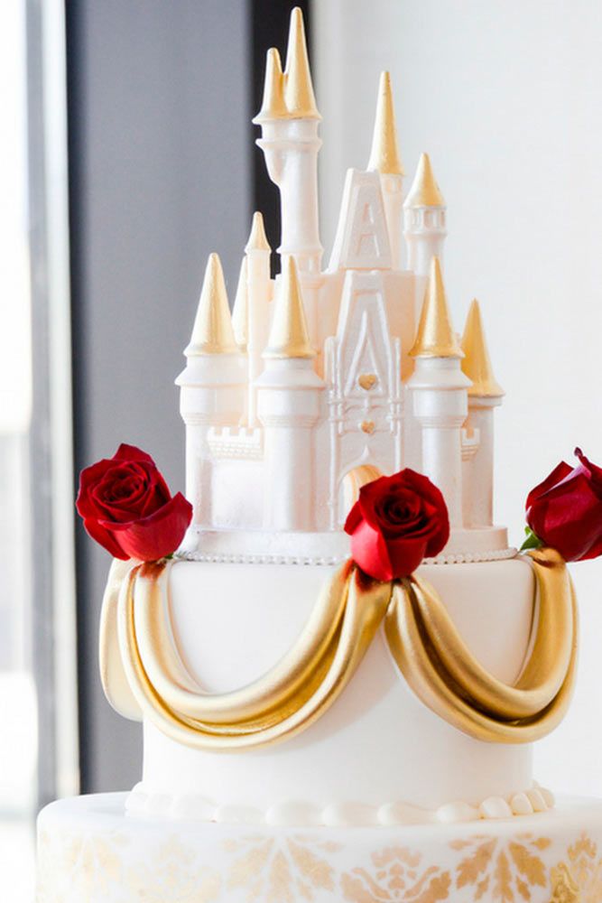 Fairytale Castle For Princess’s Wedding Cake #weddingcake #toppers #cake