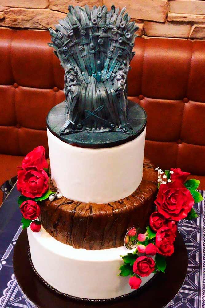 Sugar Iron Throne #weddingcake #toppers #cake