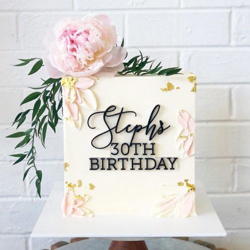 30th Birthday Cake Idea #birthdaycake
