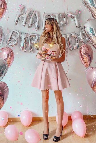 Birthday Party Idea For Girls #balloonsdecorations #bdayforher