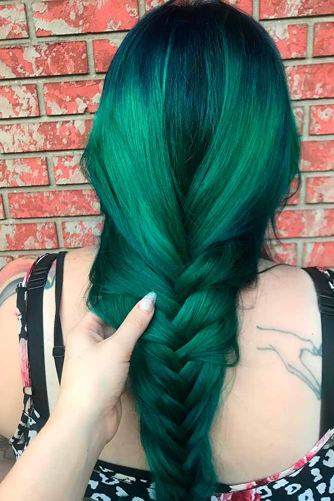 Emerald Green Hair #colorfulnails #braidedhair