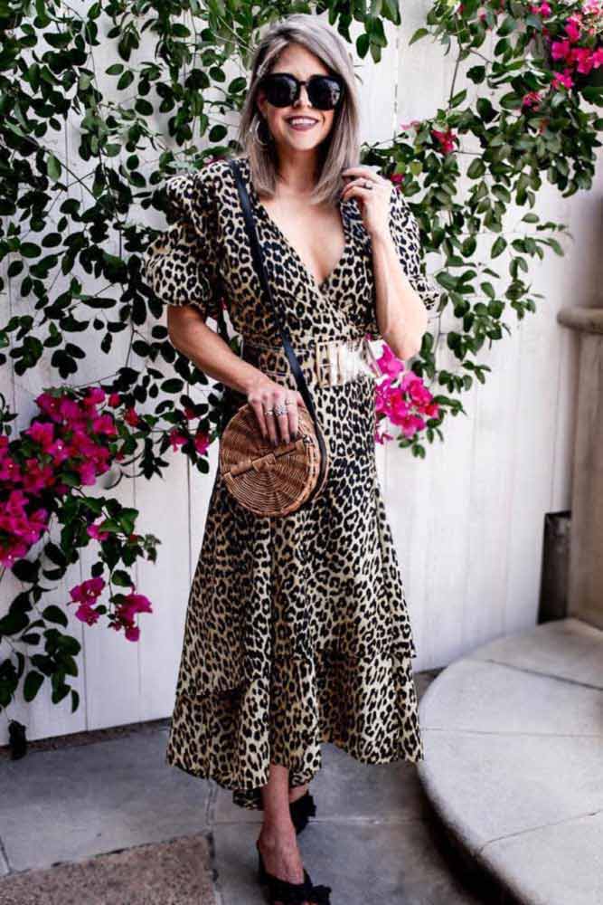 Vintage Leopard Dress Outfit #mididress #leoparddress