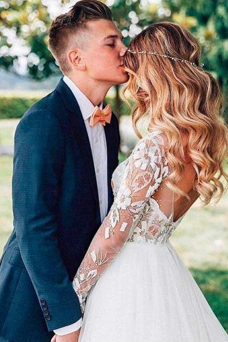 The Forehead Kiss #wedding #weddingphoto