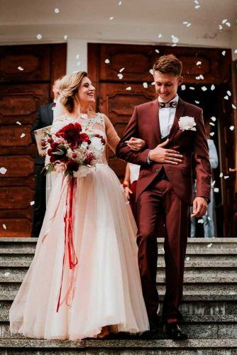 Rose Petals Rain #wedding #weddingphoto