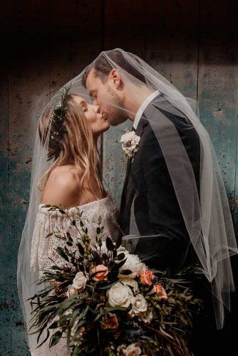 Kiss Under Veil #love #wedding #kiss