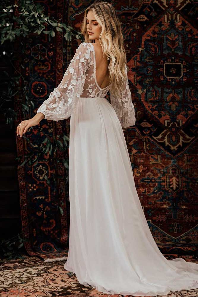 loose long sleeve wedding dress