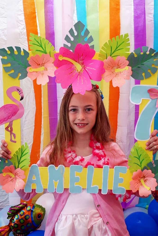 Tropical Photo Booth #tropicalphotobooth