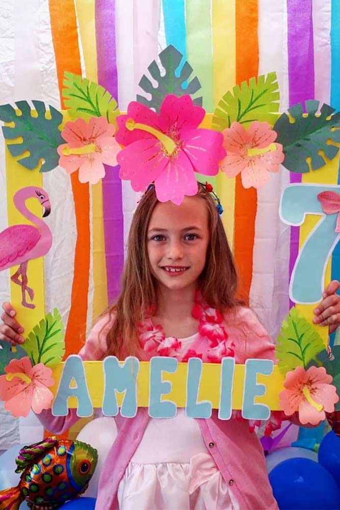 Tropical LUAU party ideas - decorations, favors, treats, photo booth -  Hawaiian theme