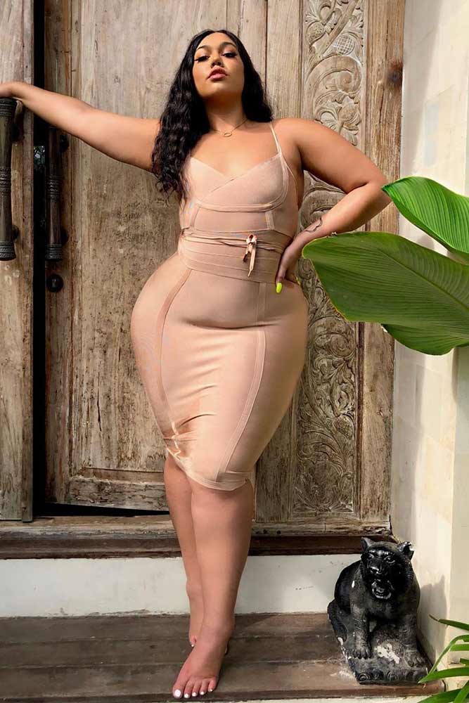 A Bodycon Beige Plus Size Dress #beigedress