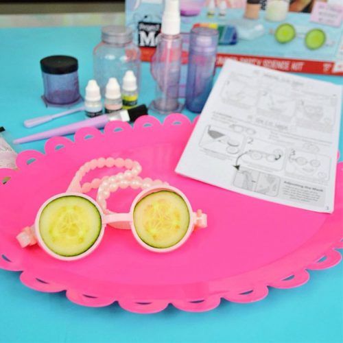 DIY Spa Mask Kit Slumber Party Activity #diyspamask #slumberpartykit