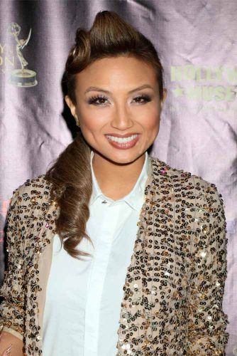 Easy Pompadour Ponytail #leanniemai #easyhairstyles