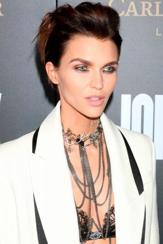 Messy Updo #rubyrose #messyhairstyles