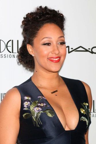 Curly Pompadour #tameramowryhousley #curlyhair