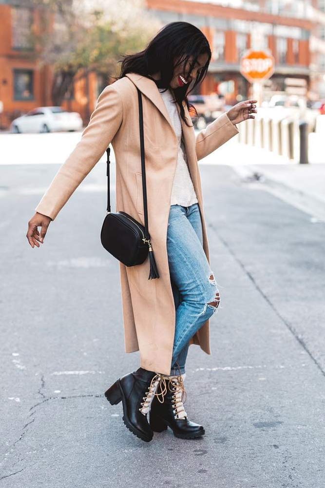 Comfy Coat With Combat Boots Outfit #rippedjeans #coat