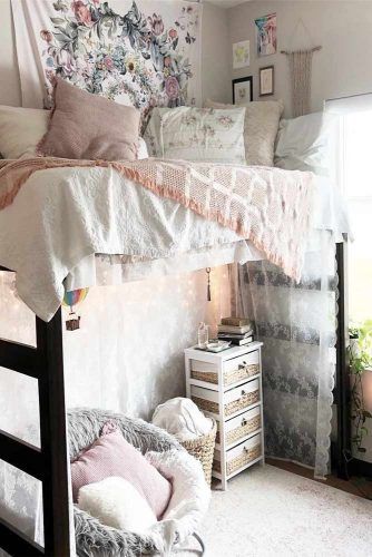 Lofted Bed With Rest Space Idea #bohowalldecor #pouf