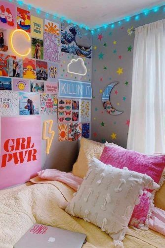 Dorm Wall Décor With Neon Signs #neonsignsdecor