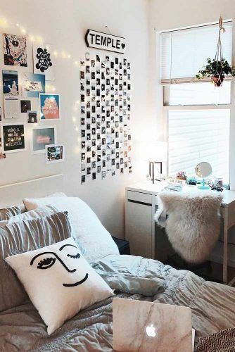 Dorm Room Décor With Wall Signs And Photos #photowalldecor #pillows