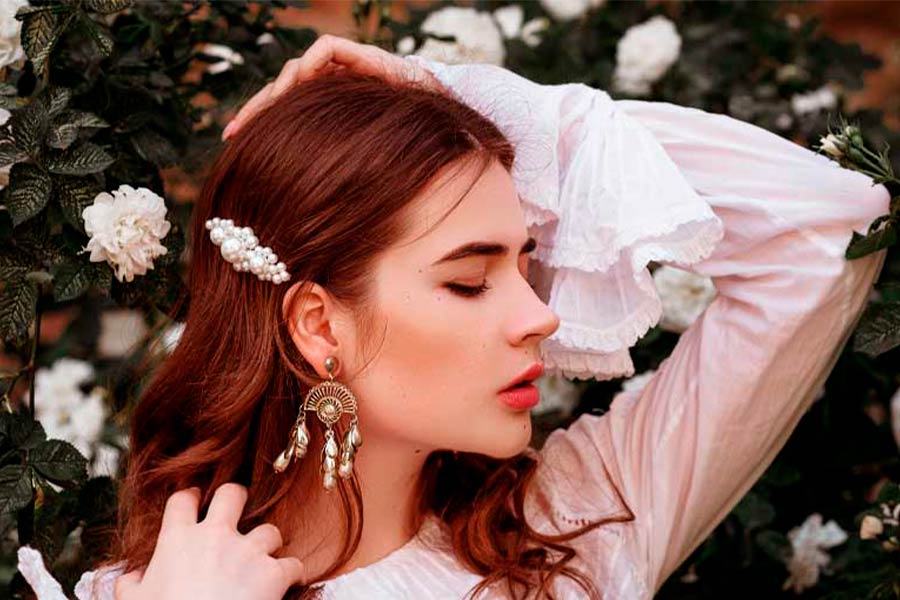 Exquisite Hair Clips For Your Irresistible Everyday Look