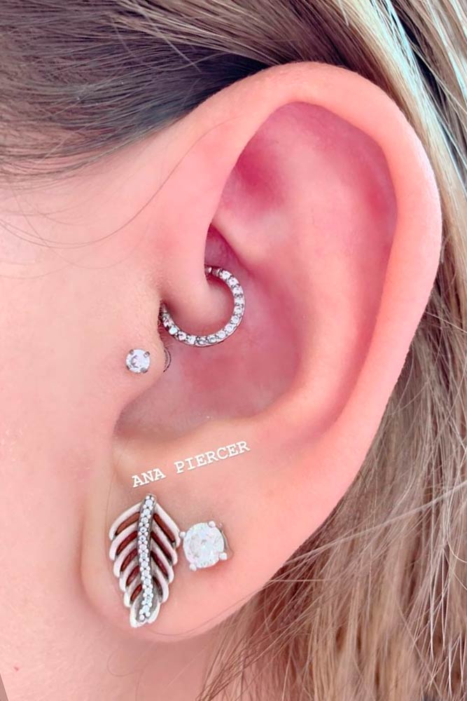 Gorgeous Tragus Piercing Looks For All Ladies Tastes