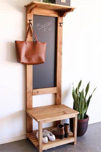 Small Wooden Design With Blackboard #smallhalltree